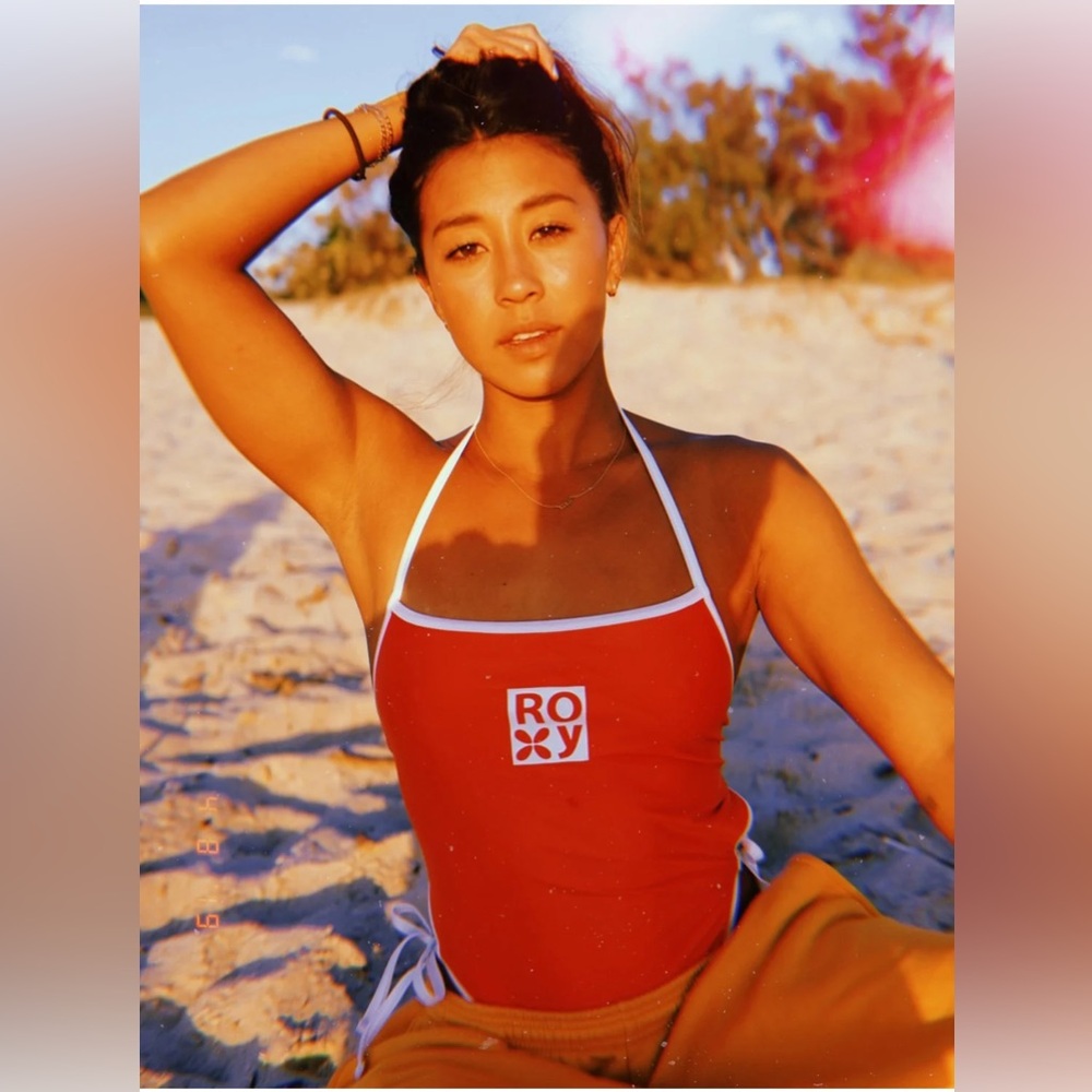 Roxy x Urban Outfitters one piece swimsuit - Picture 2 of 5